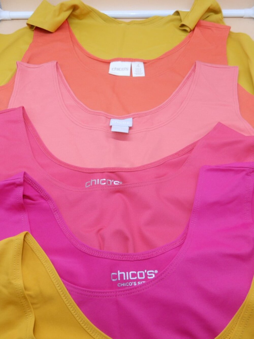 6x CHICO'S stretchy tank tops Size 4 (XXL) in 6 colors bundle